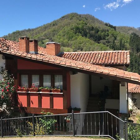 Apartamentos Rurales Los Nogales Cosgaya Buitenkant foto